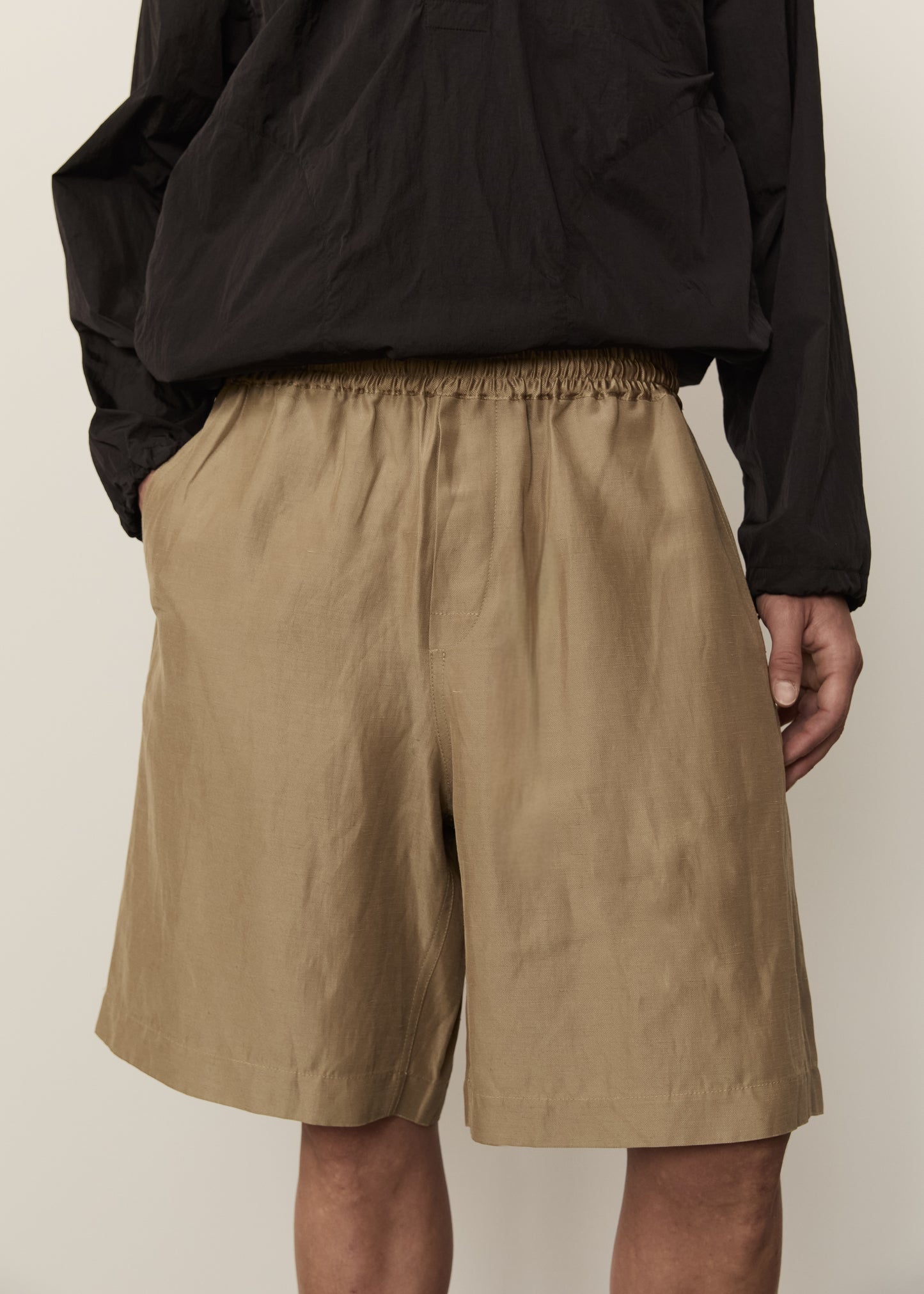 Reflect Short • Gold