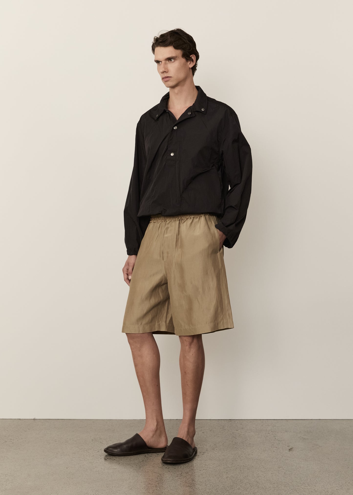 Reflect Short • Gold